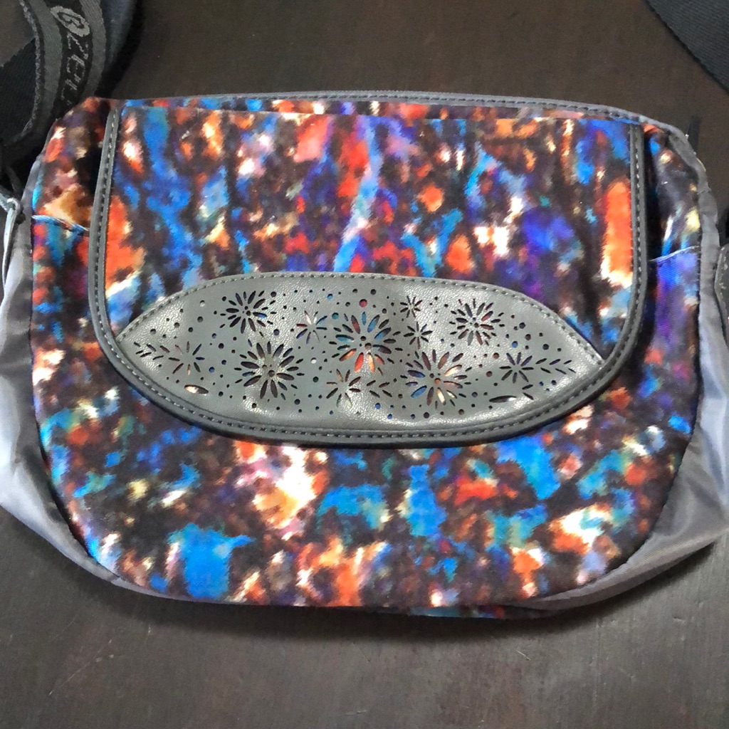 Bzees Purse